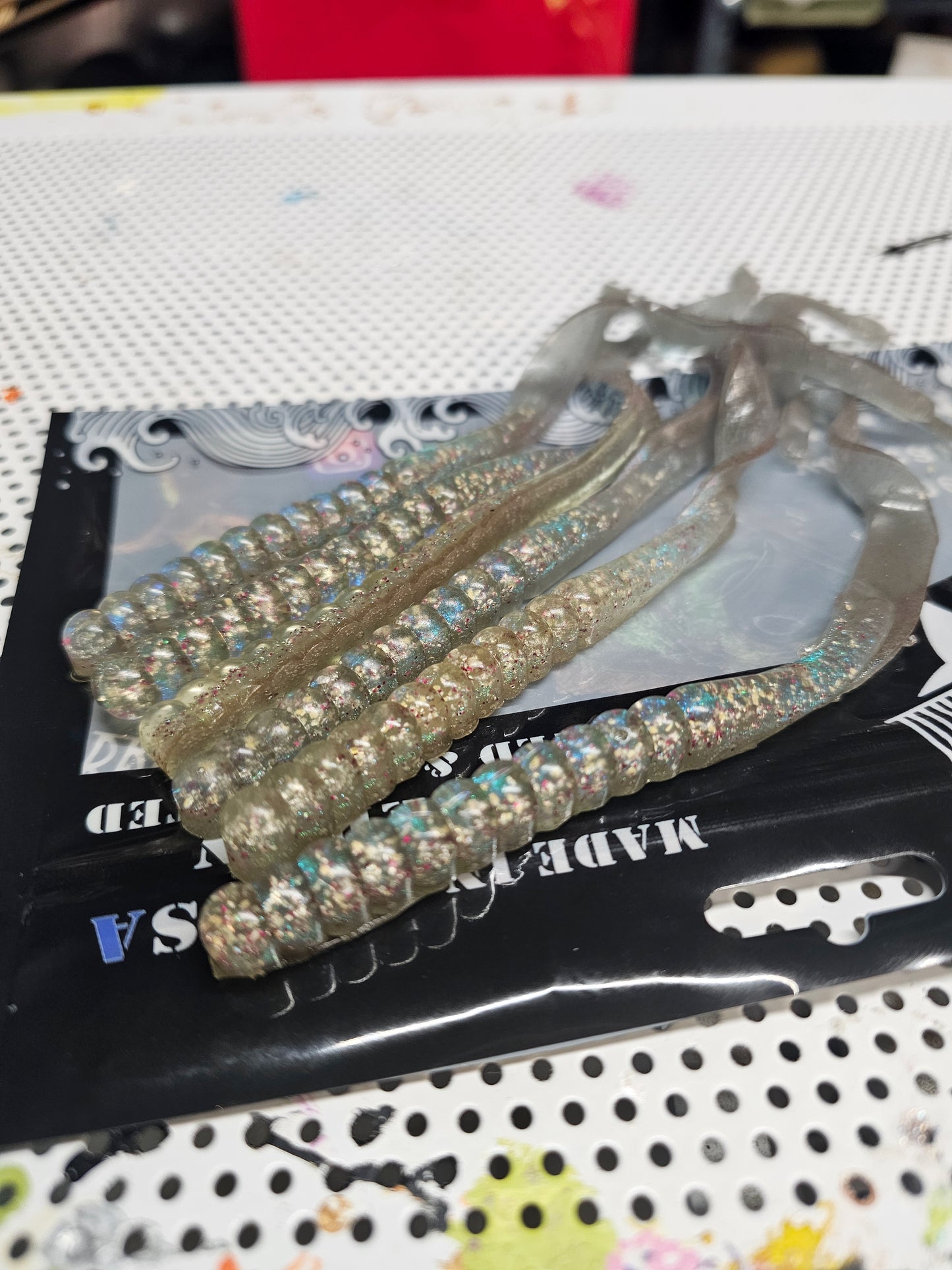 Open Pour Ribbon Worm 7.5"- "Bait Fish"