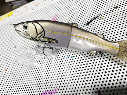 SKINWALKER SERIES: 7IN SHAD GREY BACK